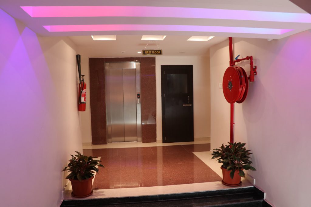 mountview_pristine_elevator